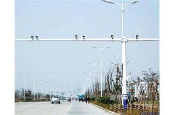 山西監(jiān)控桿在安裝的時(shí)候有哪些需要注意的？鑫雨杭電器